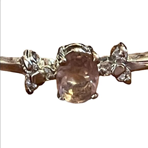 Silver tone hinge bracelet with pink center rhinestone - Picture 1 of 5